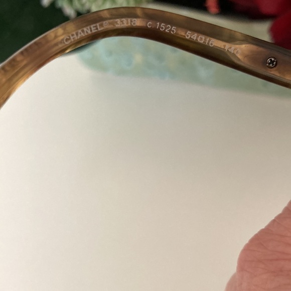 Chanel sunglasses tortoise EUC Authentic! - Picture 8 of 12